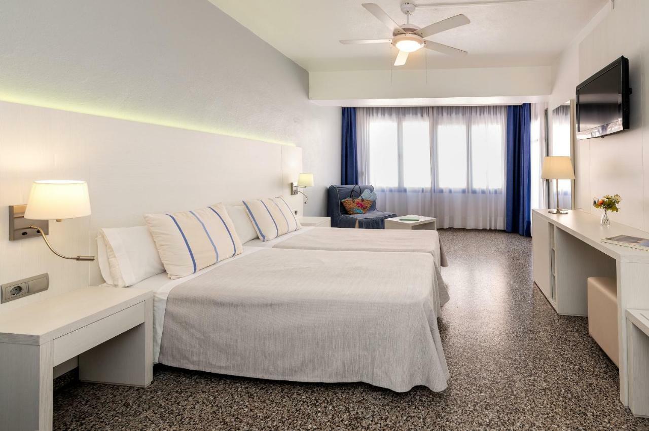 Hostal Pitiusa Ibiza Town Exterior photo